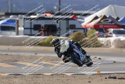 media/Dec-16-2023-CVMA (Sat) [[bb38a358a2]]/Race 5 Amatuer Formula Middleweight/